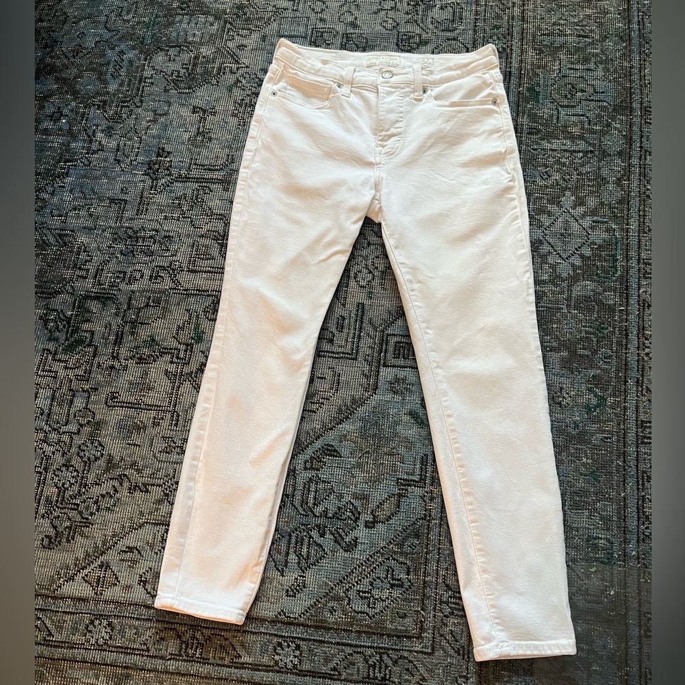 Lucky Brand Women's Cropped White Jeans 27